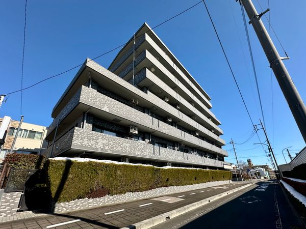 ライオンズステージ浦和 外観