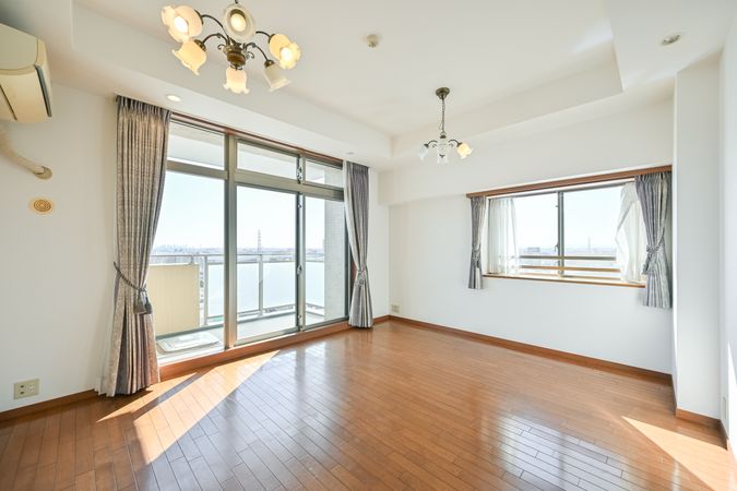 ヒルズ南浦和パークグランデージ リビング ヒルズ南浦和パークグランデージ リビング