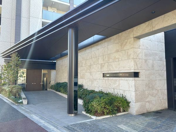 プラウド南浦和根岸 エントランス