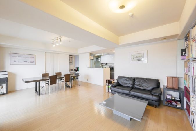 エイペックスタワー浦和 リビング エイペックスタワー浦和 リビング