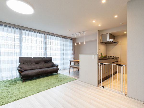 レ・ジェイド浦和 リビング