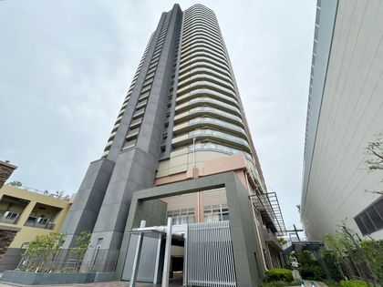 ザ・ファーストタワー 外観