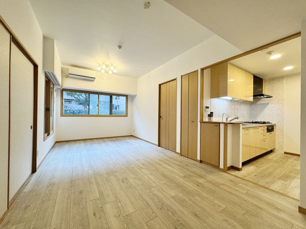 コスモ与野ガーデンシティ参番館 リビング コスモ与野ガーデンシティ参番館 リビング