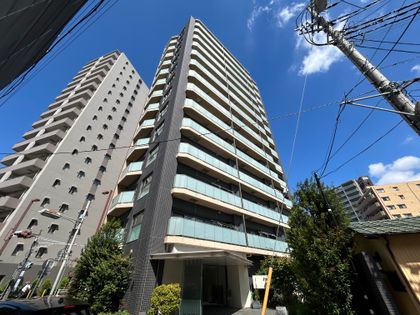 ローレルコート浦和常盤 外観