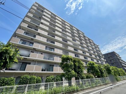 ロイヤルシャトー浦和常盤 外観
