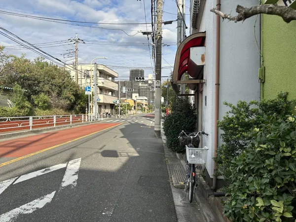 北側前面道路