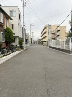 前面道路含む外観