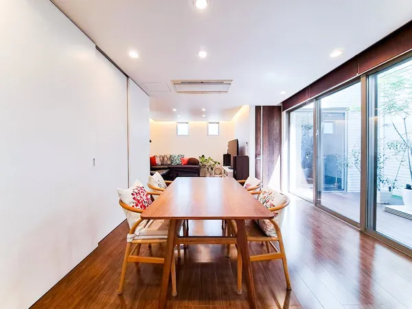 リビングダイニング