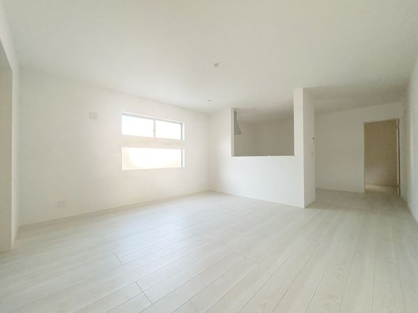 川口市元郷5丁目 2号棟 リビング