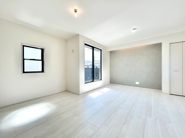 川口市南鳩ヶ谷7丁目 5号棟 リビング