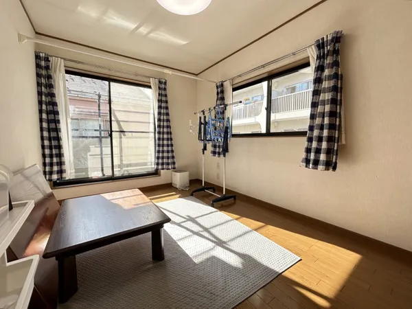 洋室（約6.7帖）