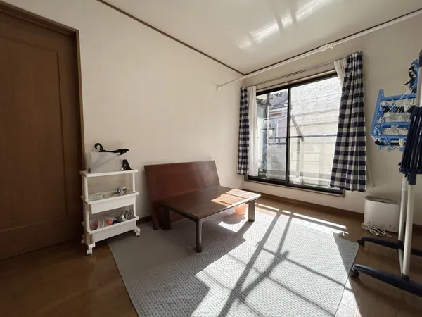 洋室（約6.7帖）