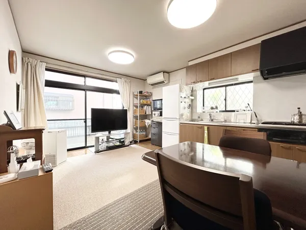 リビングダイニング