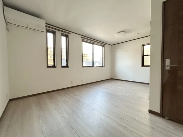 洋室（約9.6帖）