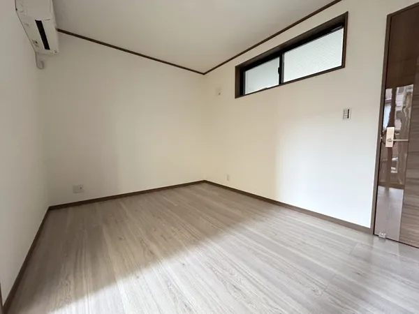 洋室（約6.1帖）