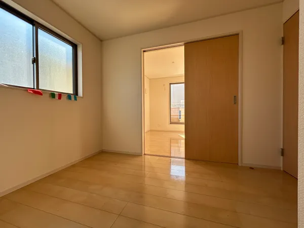 洋室（約4.8帖）南側