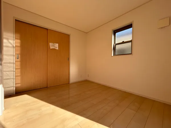 洋室（約4.8帖）北側