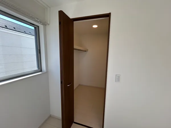 ウォークインクローゼット