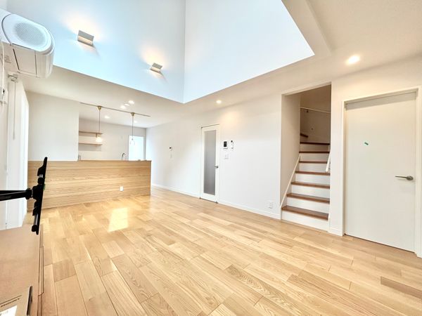 川口市領家1丁目 リビング