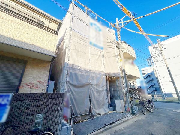 川口市青木3丁目 前面道路含む外観 川口市青木3丁目 前面道路含む外観