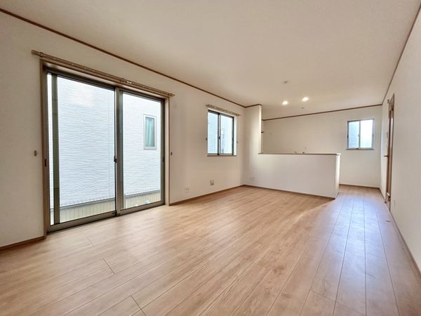 川口市鳩ヶ谷本町4丁目 リビング 川口市鳩ヶ谷本町4丁目 リビング