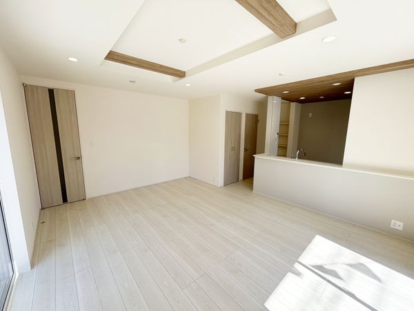 川口市鳩ヶ谷本町2丁目 リビング 川口市鳩ヶ谷本町2丁目 リビング