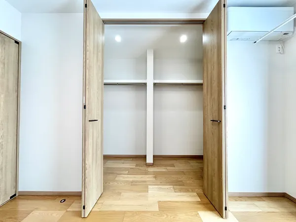 洋室約7.0帖内収納