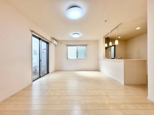 川口市本町1丁目 リビング 川口市本町1丁目 リビング