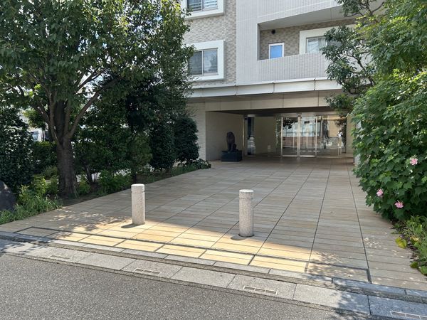 ライオンズ東川口グレーステラス エントランス