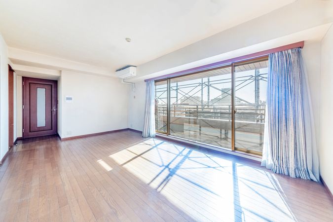 グランパサージュ戸田公園 リビング