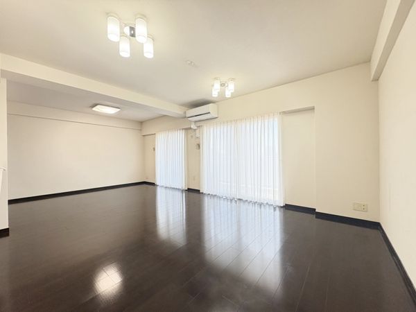 レーベンスクエア川口シルフィア リビング レーベンスクエア川口シルフィア リビング