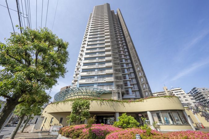 川口パークタワー 外観