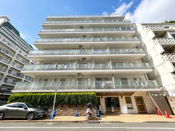 ロワールノイ王子 外観