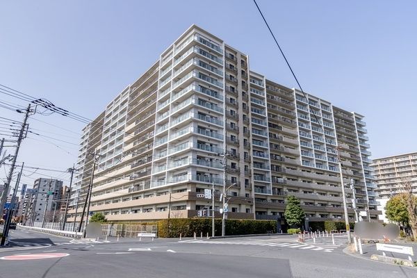 ビー・サイト 外観 ビー・サイト 外観