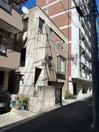 南西向きにつき日当たり良好