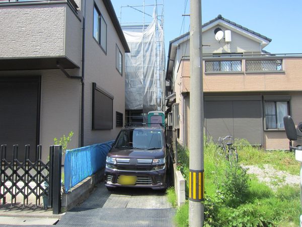 戸田市大字新曽 現地写真（建物建築中）令和6年5月１７日撮影