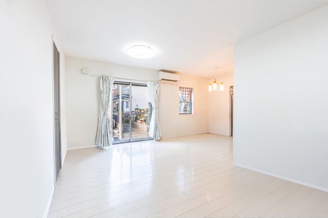 さいたま市南区松本3丁目 リビング