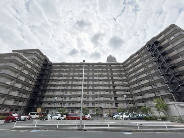 ハイラーク浦和 外観