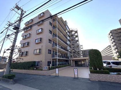 モナークプラザ西浦和秋ヶ瀬公園 外観