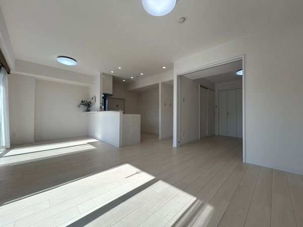 根岸壱番館 リビング リビング