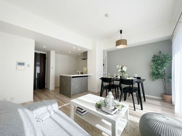 コスモ戸田パークスクエア リビング