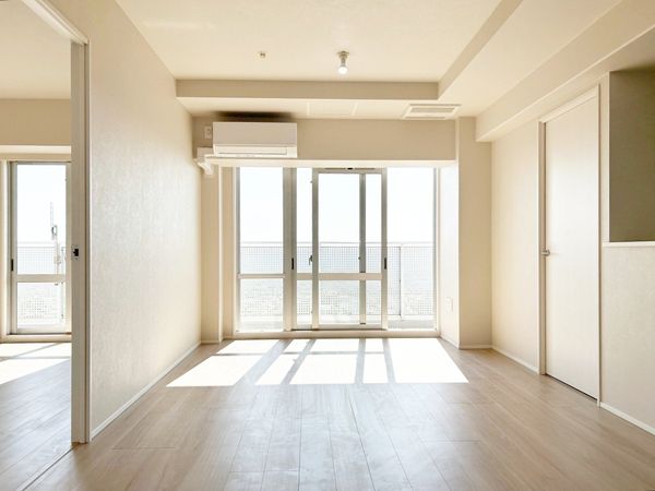 ライブタワー武蔵浦和 リビング ライブタワー武蔵浦和 リビング