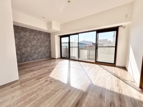 サーパス武蔵浦和第三 リビング