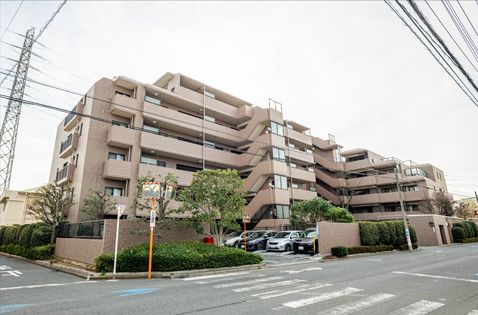 ヴィルヌーブ南浦和 外観