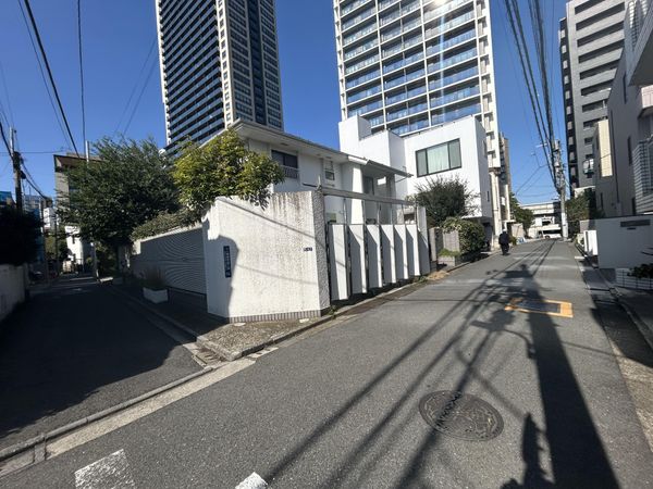 港区西麻布4丁目借地権付き 戸建 外観