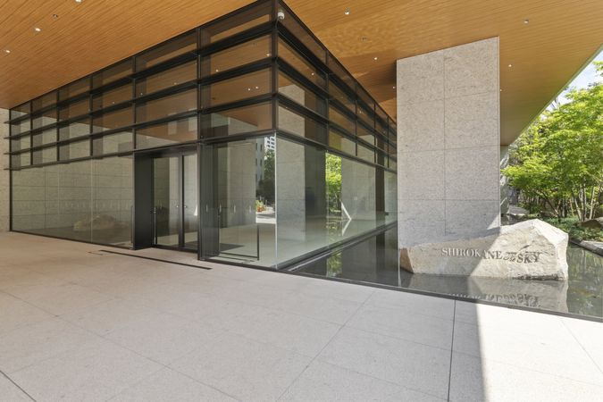 白金ザ・スカイ 西棟 エントランス 白金ザ・スカイ 西棟 エントランス