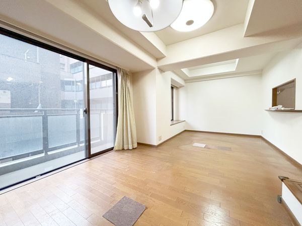 朝日白金台マンション リビング