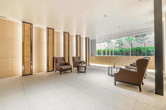 エントランスホール