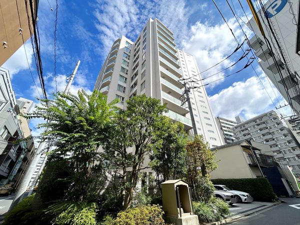 プレミスト新宿山吹 外観