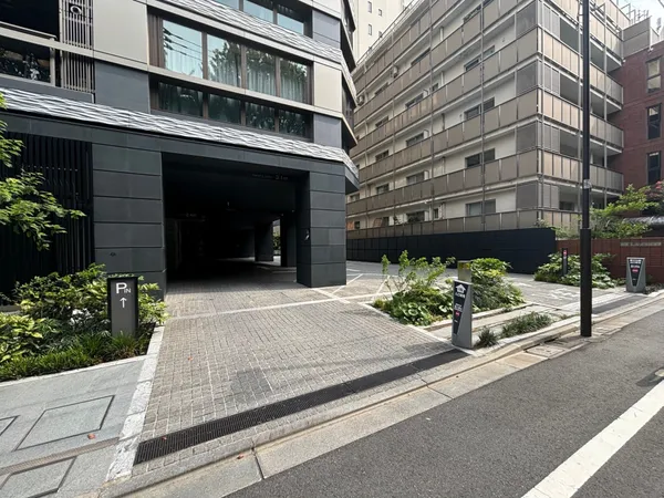 駐車場入り口